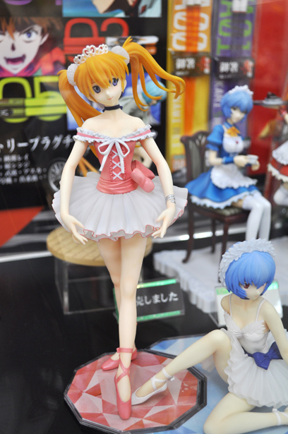 Ballerina Asuka figure