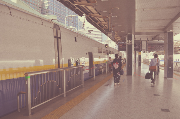 Shinkansen's platform in Tokyo Station