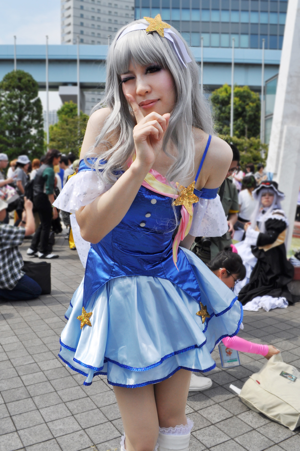 Cosplayers at Comiket 82