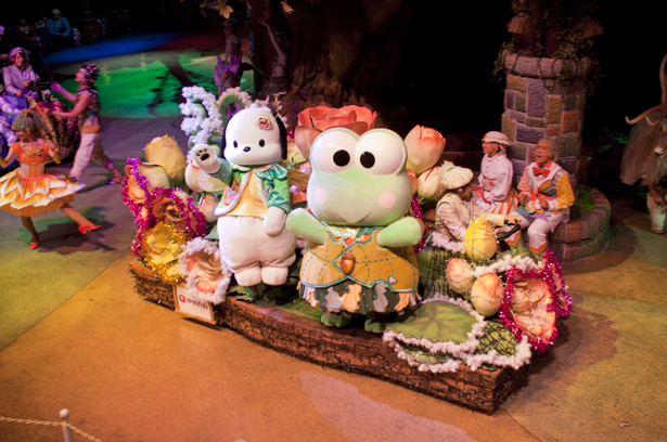 Sanrio Puroland parade