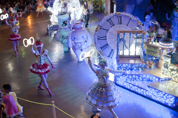 Sanrio Puroland parade