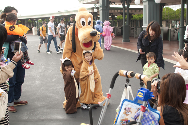 Pluto in Tokyo Disneyland