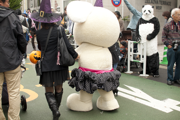 Hello Halloween Pumpkin Parade