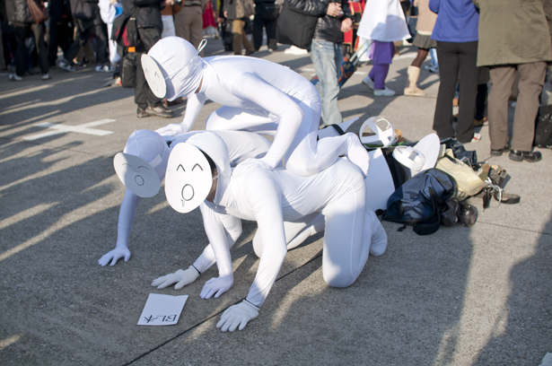 Cosplay at Comiket 83